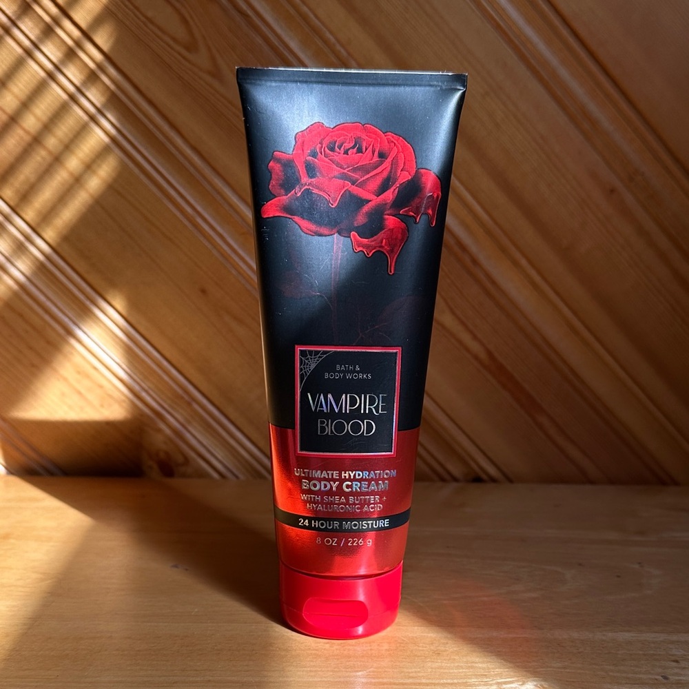 Bath & Body Works Vampire Blood Body Cream